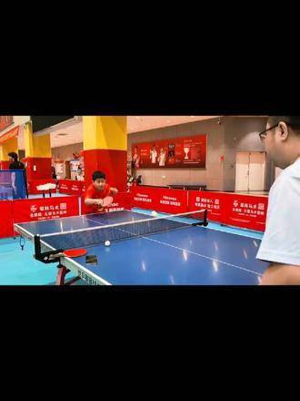 一天不挥拍，屋顶都要被掀翻