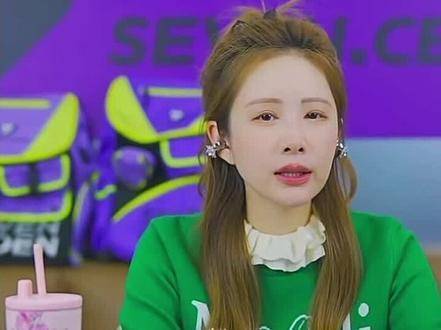 芦璐点评比赛现场