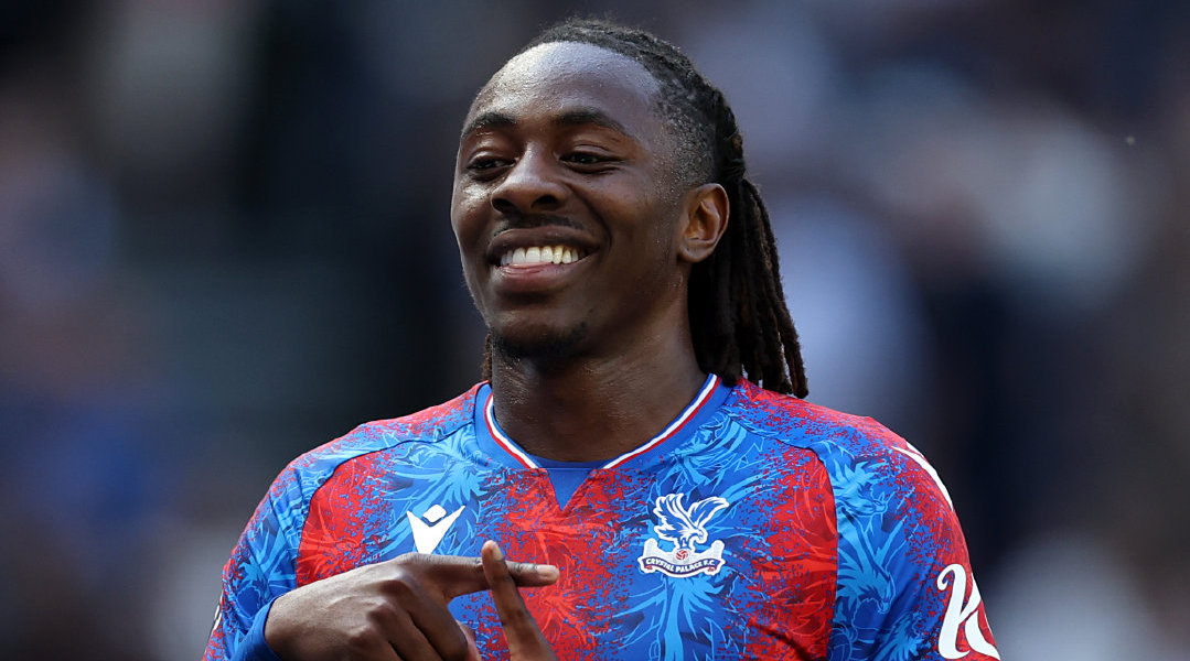 这很埃泽 经典放映，上一次作客北伦敦战热刺，埃泽献上满分表现