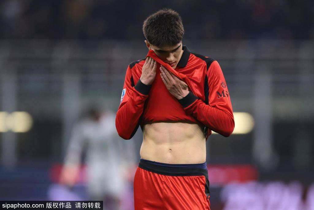 米兰续约莱奥:年薪提升至600万欧元,未来核心地位稳固