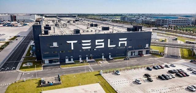 马斯克想为中国工人涨薪遭遇反弹?背后理由挺扎心,结局更让人惊讶