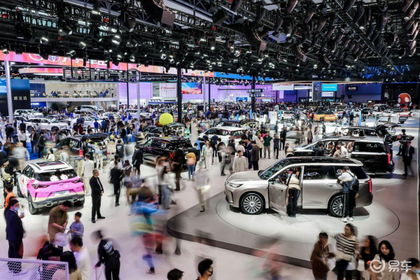 问界M9吉利2026年的销量目标似乎非常保守