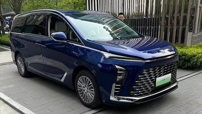 别克GL8将推出PHEV版本，但能否重回巅峰？