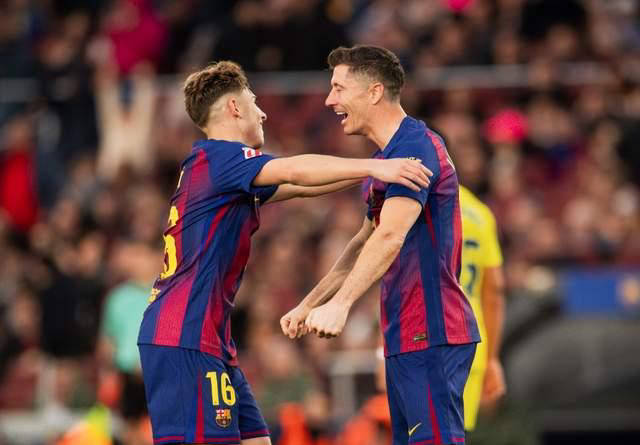 重返新诺坎普,巴萨主场10连胜!亚马尔爆发斩7球6助,下场挑战奇迹翻盘_拉菲尼亚_欧冠_法兰克福