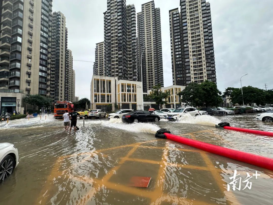 暴雨后,广东超4万笔车险报案!理赔流程要注意这几点→
