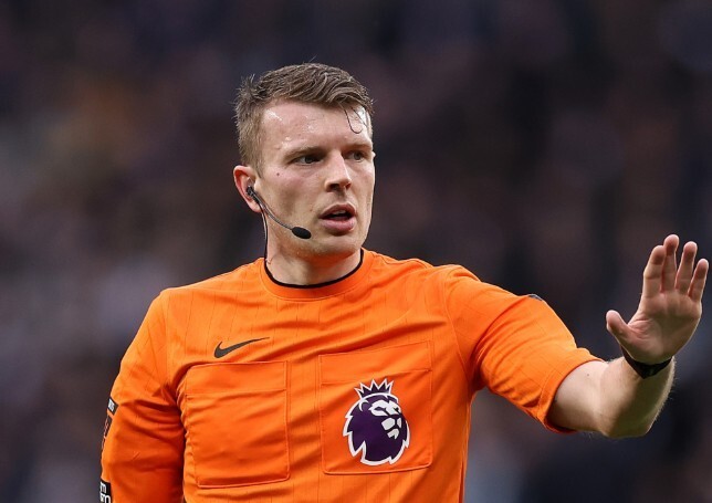 足总杯第5轮裁判安排：巴罗特执法纽卡vs曼城，布鲁克斯任VAR