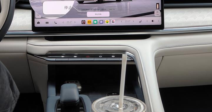 量产半年的充电速度！极氪001实测极充兆瓦桩峰值功率1266.4kW