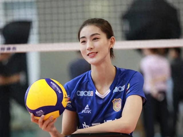 女排强心剂!刁琳宇伤愈复出，正式随队出征，球迷祝福