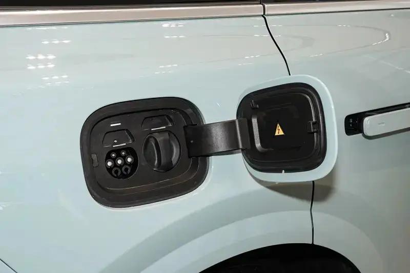 理想L6累计交付370000辆 里程碑时刻