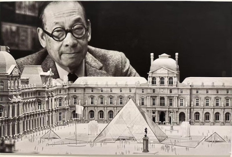 贝聿铭与卢浮宫改造计划模型