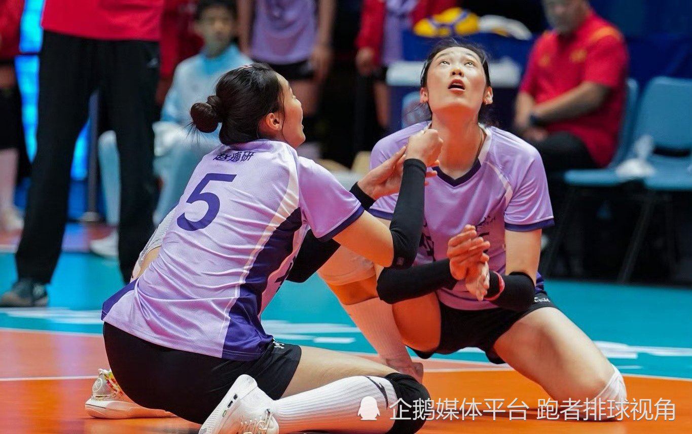 朱婷险受伤!原因竟是防守太强,两连胜超80扣,河南女排大心脏