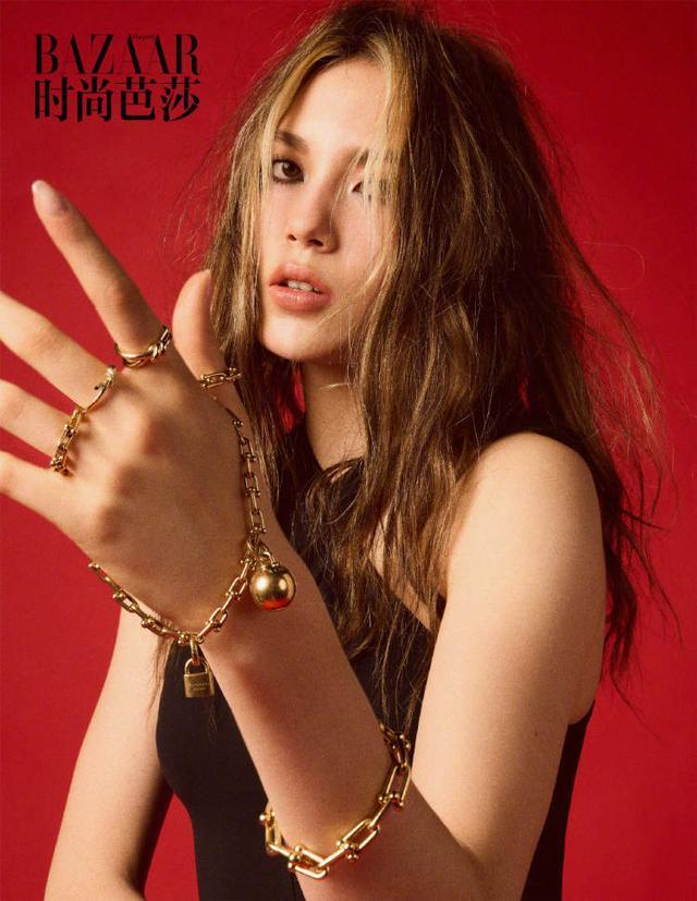 谷爱凌时尚杂志封面表现力太绝！网友赞：美是自信