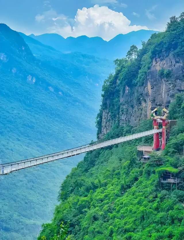 四川绵阳九皇山！悬崖秋千、万年溶洞游！