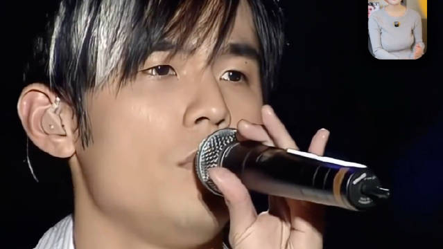 看这段视频才知道在这场三个人的电影里，只有田馥甄最清醒