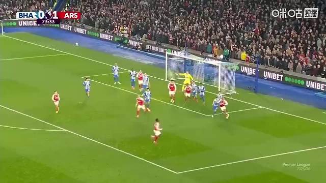 太离谱了！廷伯禁区内送妙传，特罗萨德无人盯防打门偏出太多！