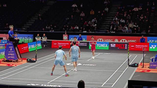 低角度看伟铿的平抽挡防守还有进攻真好看 cr挠