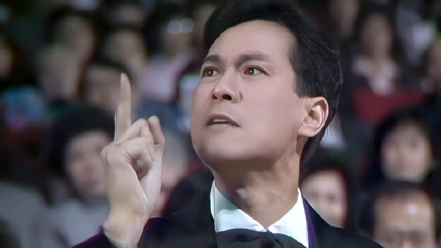 那一年他们风华正茂：秋官现场用一根手指表演忠奸角色！