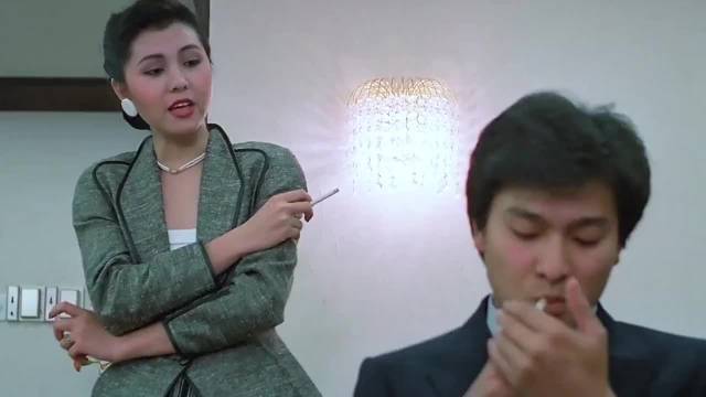 40多年前，香港都有丝袜了？这样的富婆谁不喜欢