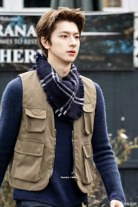 林一的“学霸”人设与他过去的综艺形象有何反差？