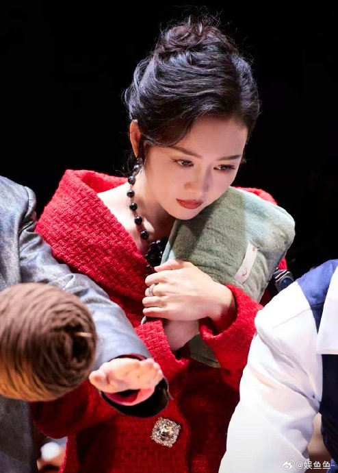 戚薇大侦探思维太圈粉：一句疑问破刻板印象