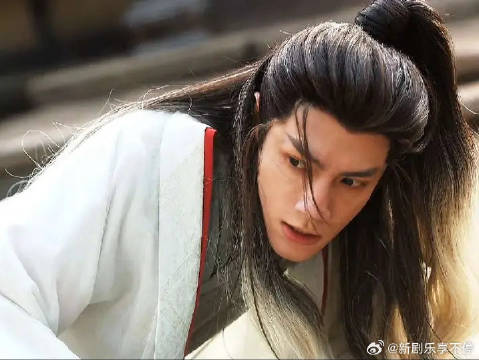服化道、特效拉满，梦回澹台烬了