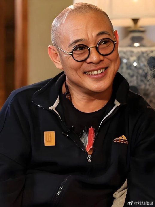 针对李连杰这类明星的健康谣言，法律上应如何追责？