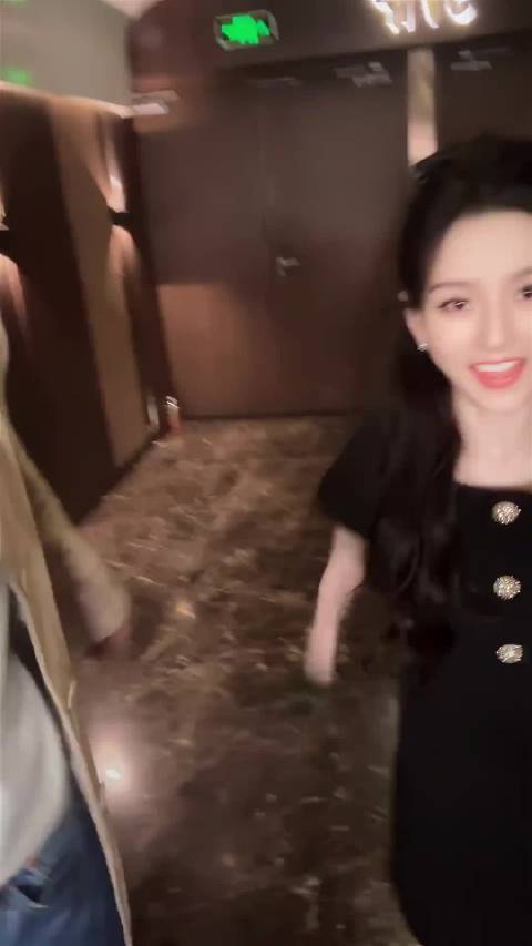 刘宇宁深情演绎折腰，宋祖儿搭档引观众沉醉