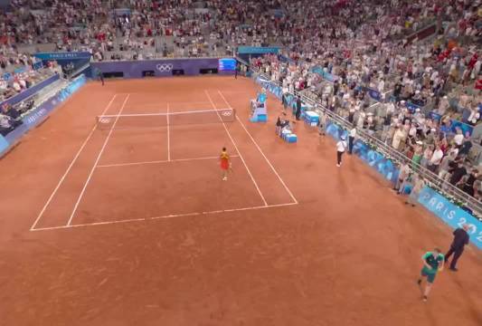 这一幕将激励我一遍又一遍，郑钦文：中国女孩绝不认输！