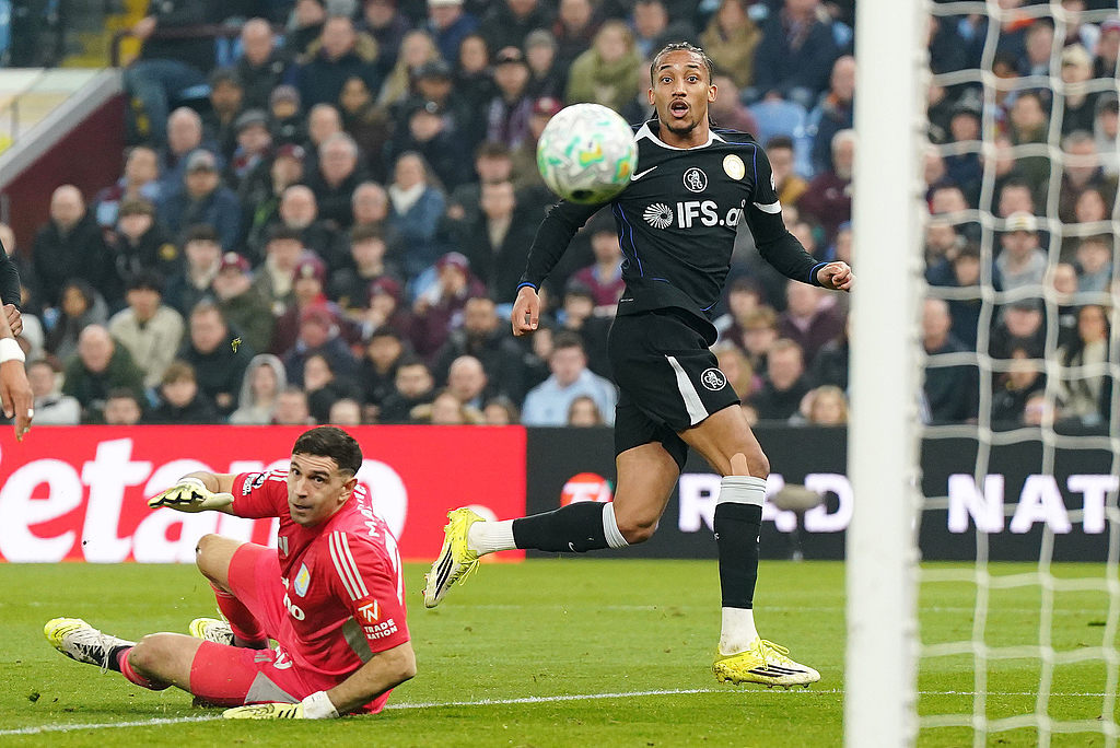 佩德罗超越传奇德罗巴在切尔西的处子赛季进球数。