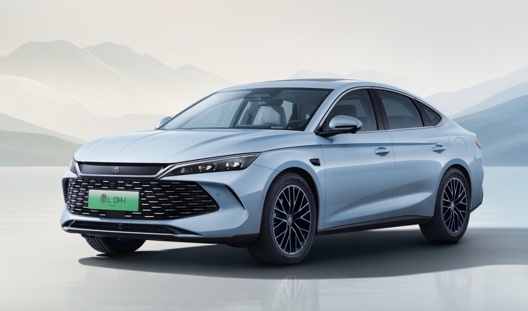 谁是十万元级插混家轿更优解?比亚迪秦PLUS对比吉利银河L6