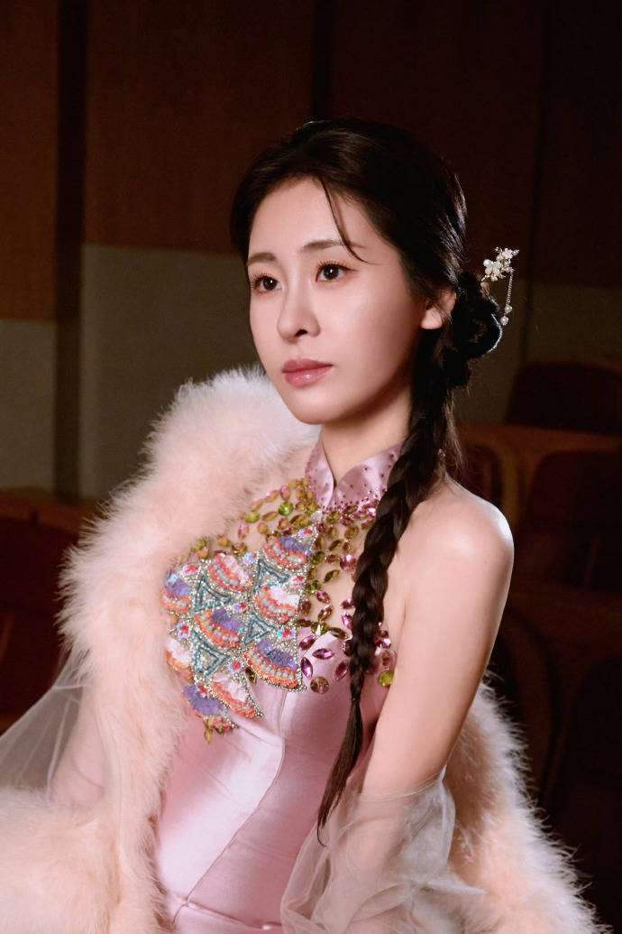 《歌手2026》阵容曝光!刘惜君张碧晨正面刚,歌王归属引热议