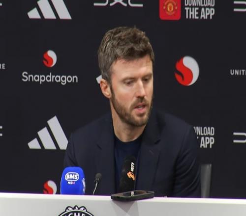 卡里克：卢克肖和马奎尔有点不舒服B费队史地位不是我该评论的