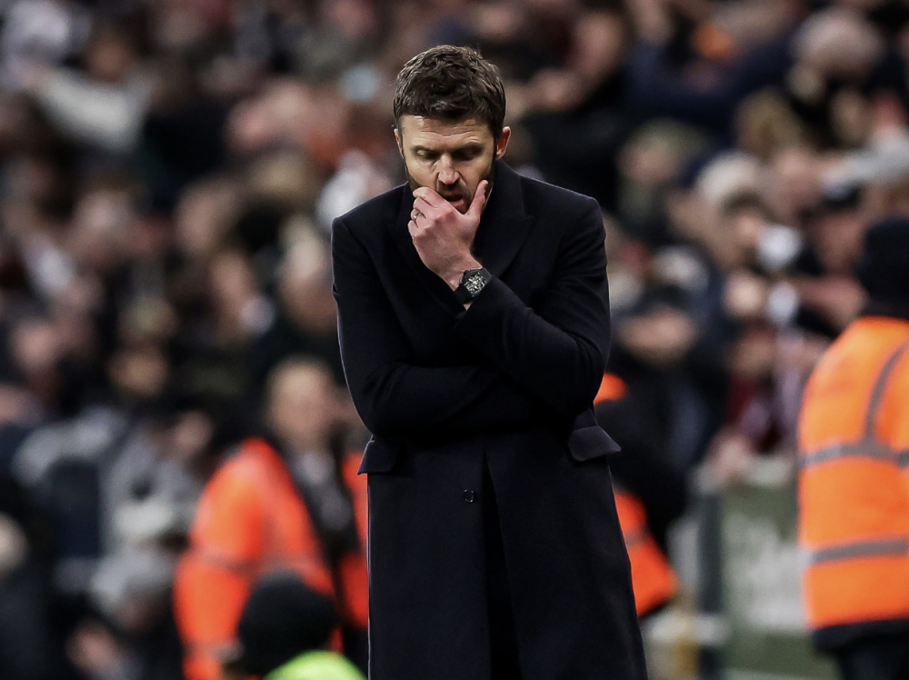 90分钟被绝杀！44岁卡里克看傻：曼联11打10却输了 本赛季2次蒙羞