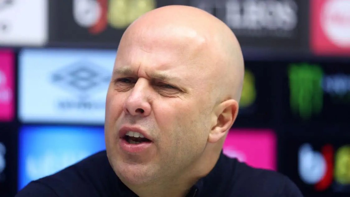 脸都打肿!利物浦 1-2 爆冷后防崩盘，斯洛特弃将本该是唯一救星|利物浦|勒沃库森队|斯洛特|狼队