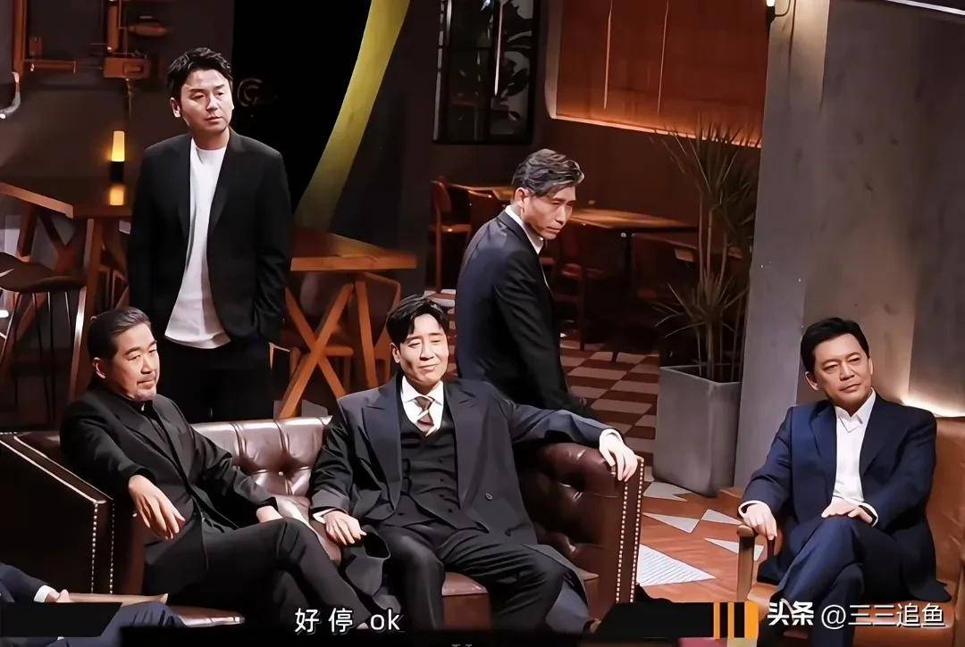 靳东和于和伟同框图，才懂男艺人身高，带来的气场_气质_聂远_显得