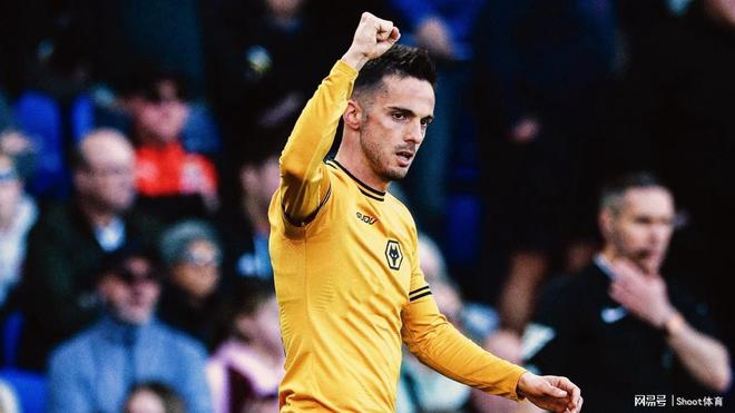 足球前瞻：狼队VS热刺，利物浦VS西汉姆联，纽卡斯尔联VS曼联