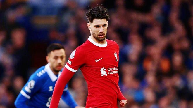 足球前瞻：西汉姆联VS利物浦，曼联VS伯恩利，阿斯顿维拉VS切尔西