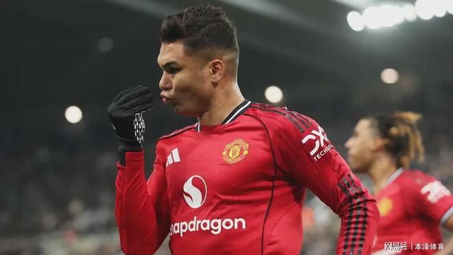 姆贝乌莫全场梦游，曼联1：2纽卡斯尔赛后评分