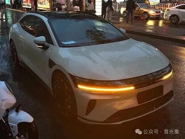 极氪007GT车主实测:百公里电耗仅15.9,谁说电动车不省电?