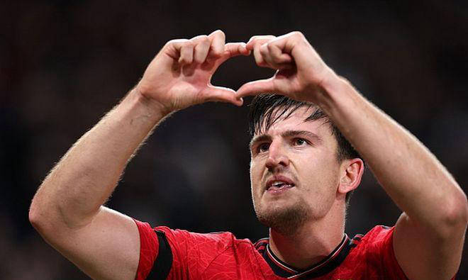 石头哥最新爆料:马奎尔基本确定续约曼联,双方双向奔赴展现深厚情谊