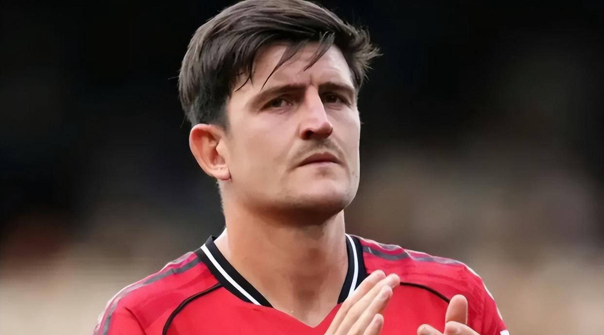 马奎尔今夏或将离队，曼联未雨绸缪锁定理想替代人选，开价8000万英镑_马利克·_续约_防守