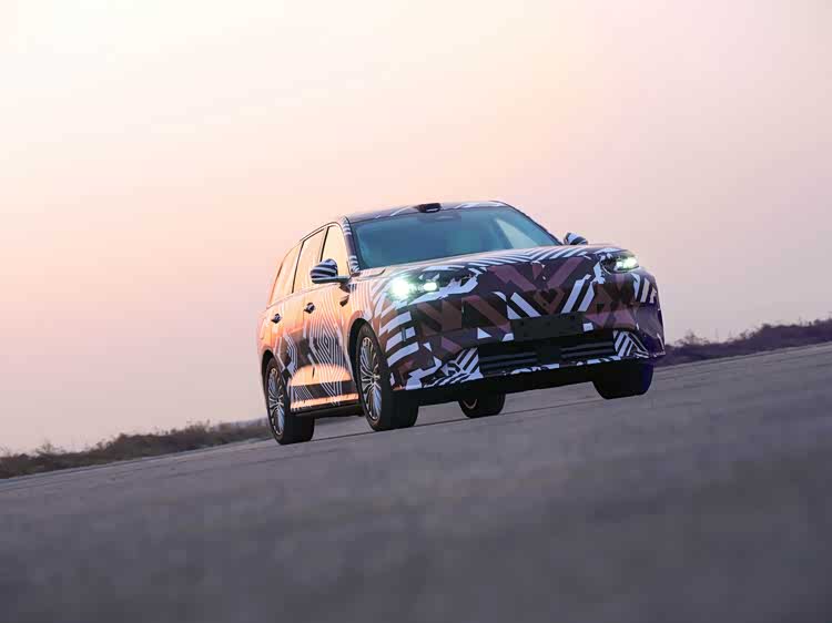 魏牌 V9X:归元 S 首款旗舰，为中国豪华正名