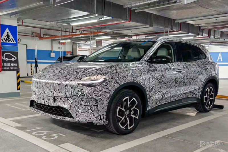 MG4纯电SUV版本谍照曝光 沿用标志性发光Logo