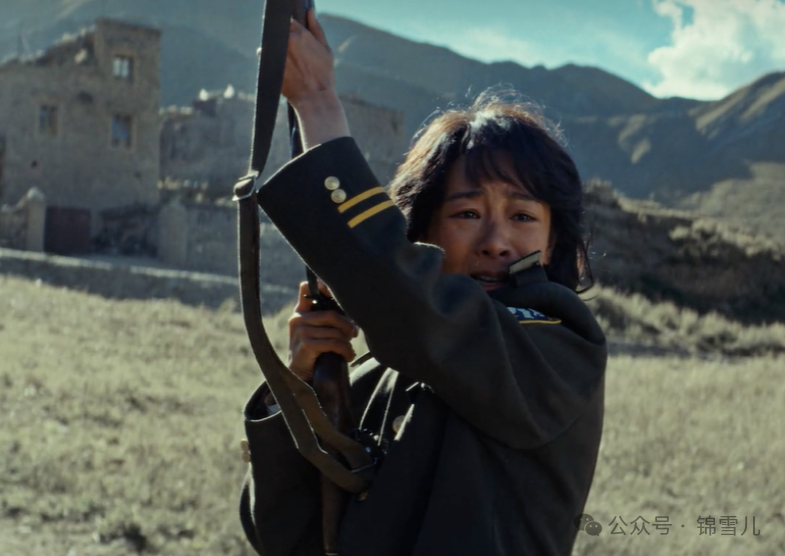 《生命树》:顶级团队拍出“顶级贫穷”,胡歌杨紫的突破不止于“黑”