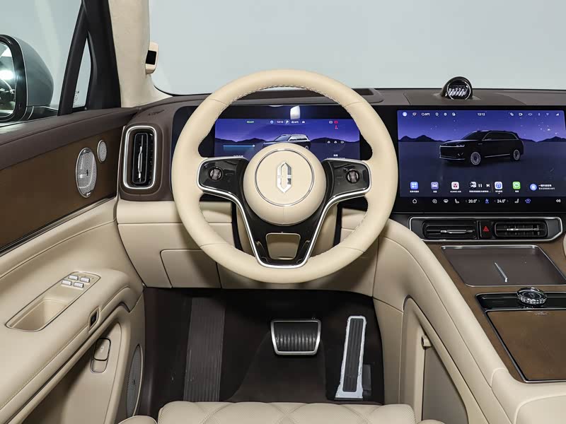 问界M9长途驾驶舒适性如何?