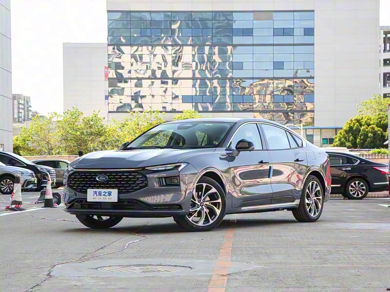 如何评价蒙迪欧的空间表现?空间表现对驾乘体验有何影响?