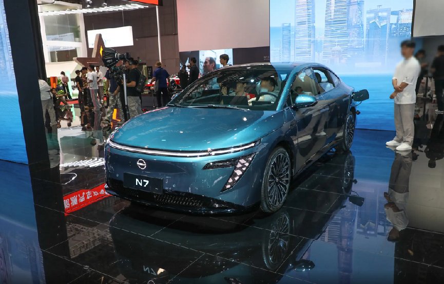 日产N7不讲武德，有GT-R的影子，仅需11.99万元起