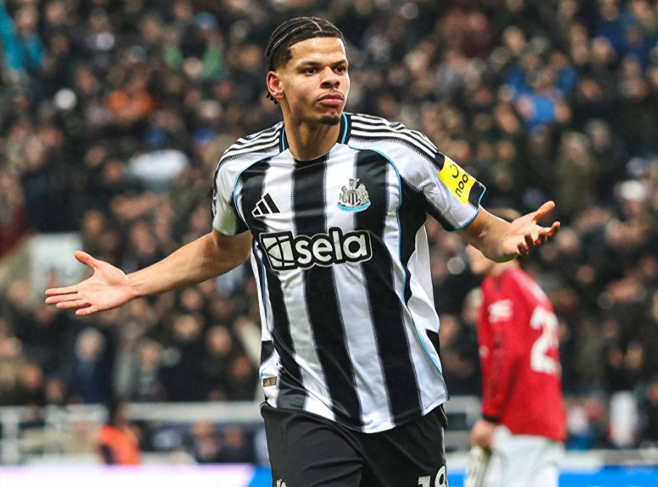 英超最新积分战报：3大强队意外翻车，曼联被绝杀，阿森纳拉开差距