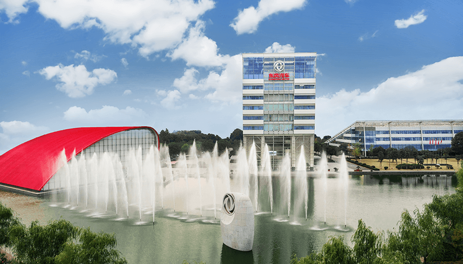 2026开年数据：东风汽车快步跑，长安汽车三箭齐发稳转型