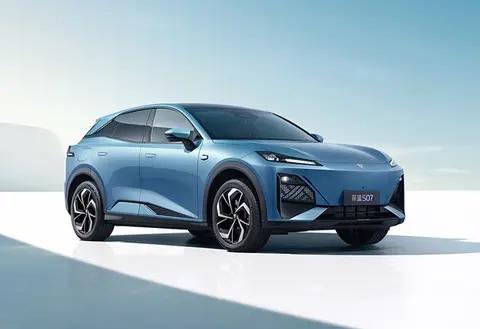 新款深蓝S07，华为乾崑智驾ADS SE智驾系统，铸铝H臂悬挂